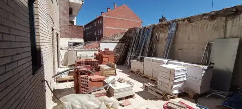 Piso en calle del Ebro, 25