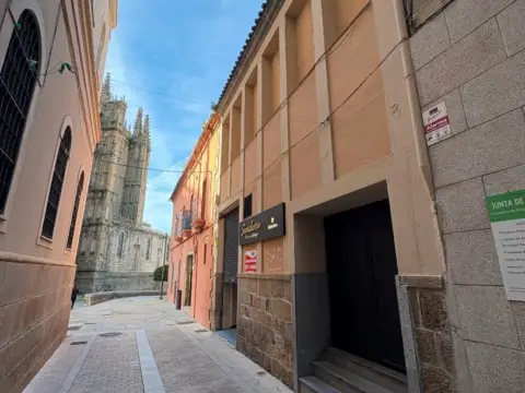 Local comercial en calle de Santa Clara