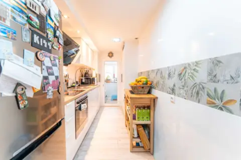 Piso en calle Avenida del Campo Hermoso