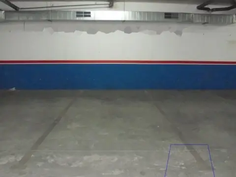 Garage in Carrer Bobinadora