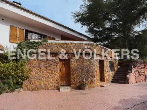 Casa en Nàquera - Náquera