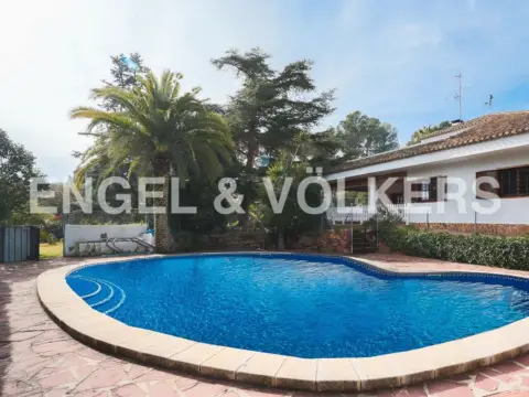 Casa en Nàquera - Náquera