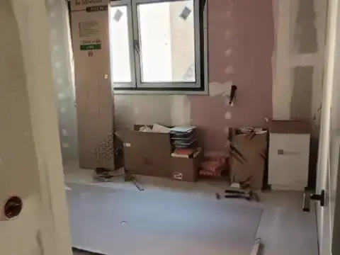 Piso en calle del Ebro, 25