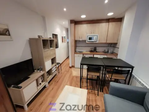 Piso en calle C. Almira