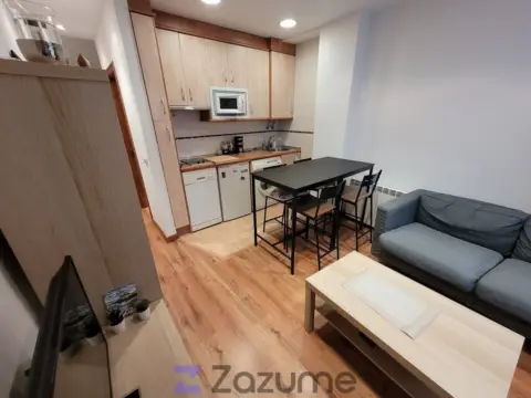 Piso en calle C. Almira