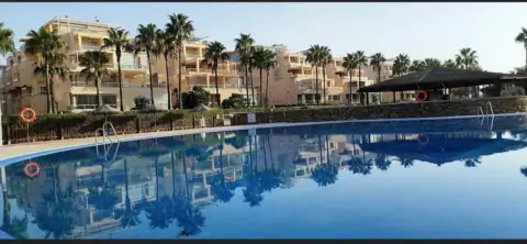 Piso en Avenida Almerimar, 25