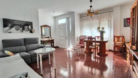 Casa adosada en calle calle Meléndez Valdés