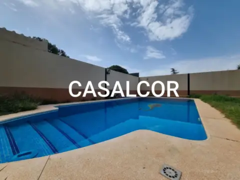 Chalet en Mairena del Alcor