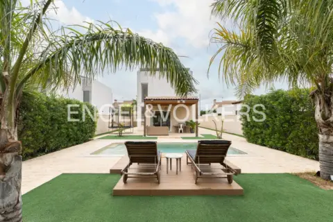 Casa en San Antonio de Benagéber