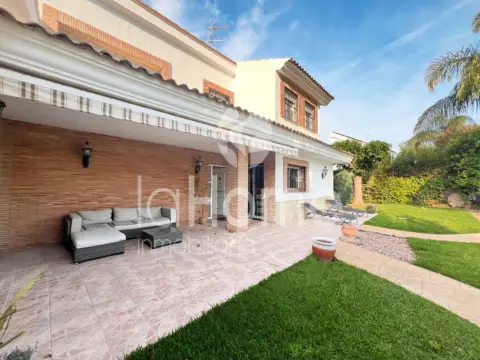 Chalet en San Antonio de Benagéber