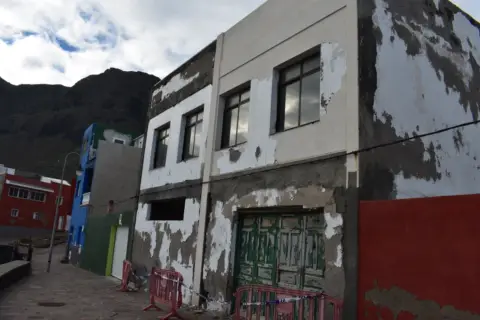 Casa adosada en Caleta de Interian