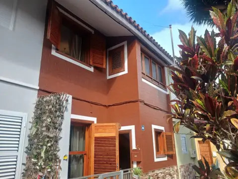 Casa en La Salud-La Salle