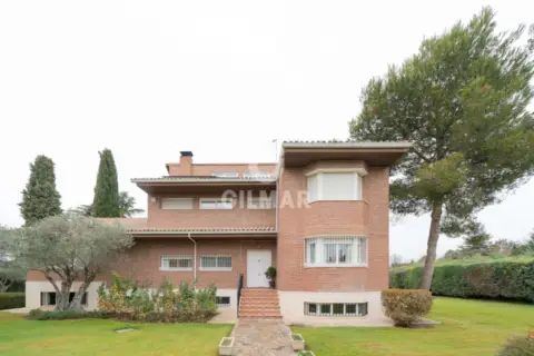 Chalet en Algete
