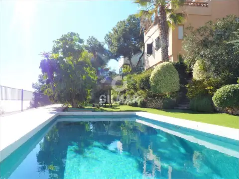 Chalet en Pinares de San Antón