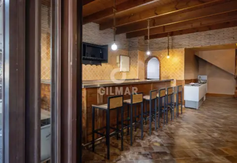 Local comercial en Pacífico (Málaga)