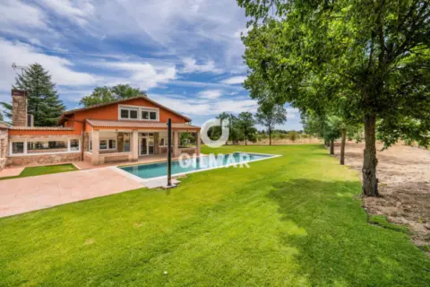 Chalet en Fuente del Fresno