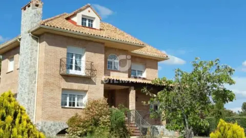 Chalet en Valdemorillo