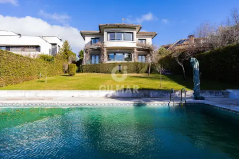 Chalet en Hoyo de Manzanares