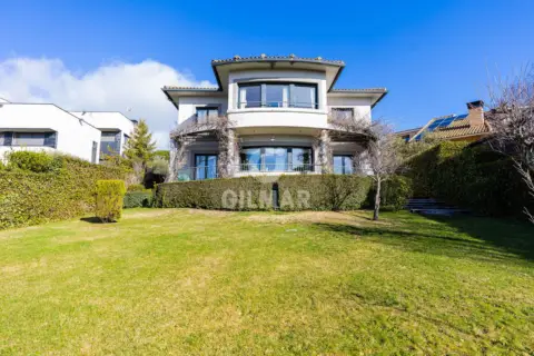 Chalet en Hoyo de Manzanares