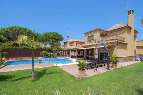 Chalet en Chiclana de La Frontera