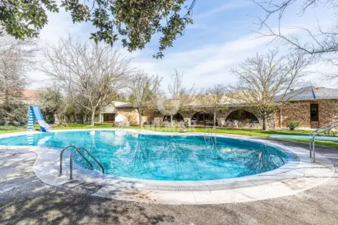 Chalet en Villafranca del Castillo