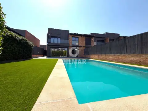 Chalet en Valenoso