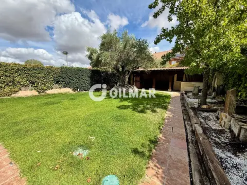 Chalet en Algete