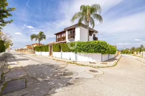Chalet en Alhaurín de La Torre