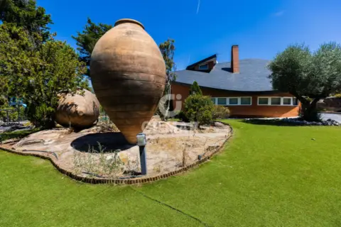 Chalet en Hoyo de Manzanares