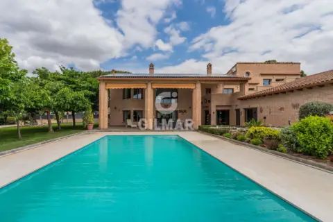 Chalet en Fuente El Saz