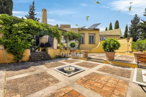 Chalet en Tomares