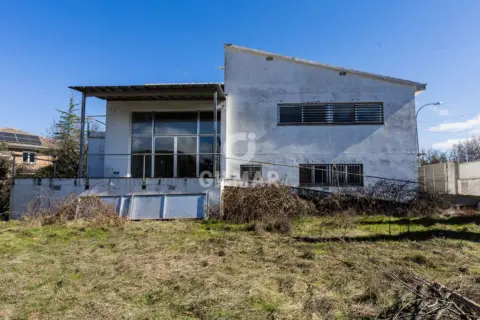 Chalet en Becerril