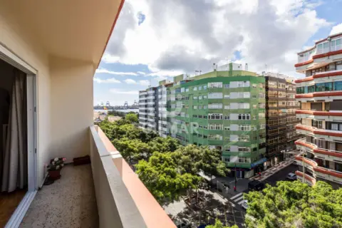 Piso en Mesa y López