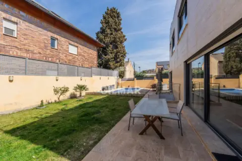 Chalet en Pozuelo de Alarcón