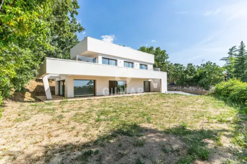 Chalet en Miraflores de La Sierra