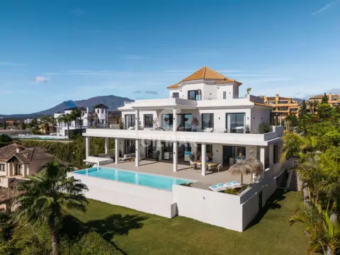 Chalet en New Golden Mile
