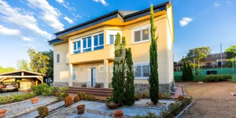 Chalet en Valdemorillo