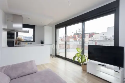 Piso en Cuatro Caminos