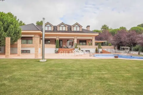 Chalet en Las Lomas