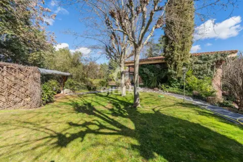 Chalet en Valdemarín