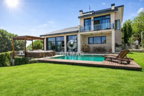 Chalet en Navata