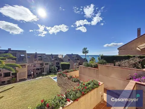 Casa adosada en Avenida de la Costa Blanca, 42