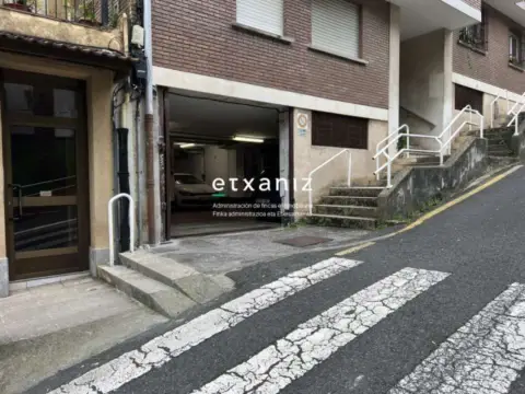 Garaje en calle del Alto de Amara