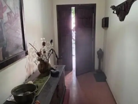 Chalet en Avenida del Puente del Río Ebro, 48