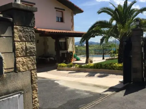 Casa en Maruri-Jatabe
