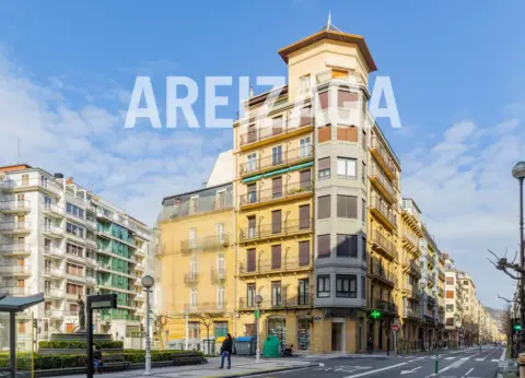 Piso en Plaza de Zubieta