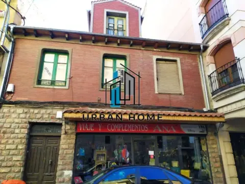 Casa en La Bañeza