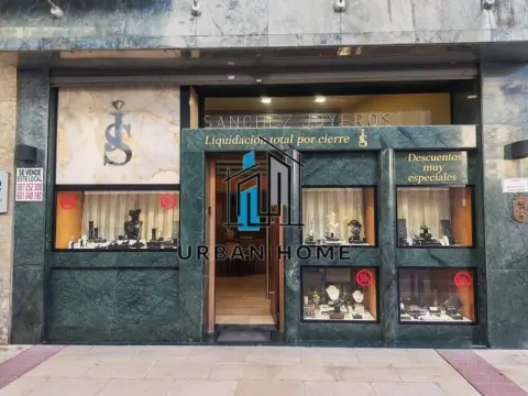 Local comercial en calle del Fuero