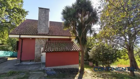 Casa en calle Noreña