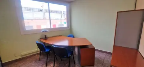 Oficina en Ventas
